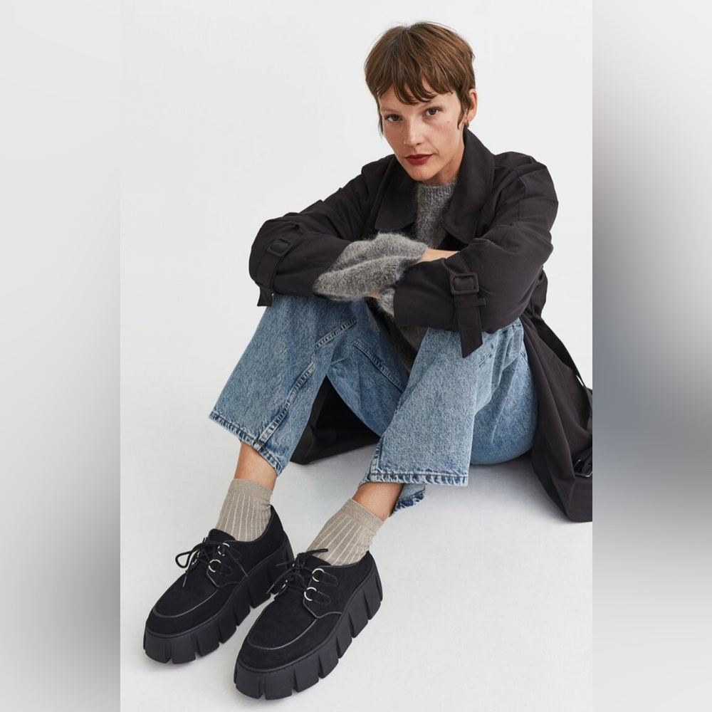 Women's Black platform shoes